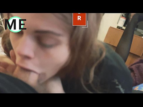 ❤️ Grlo kurac, raztrgane hlačne nogavice in raztrgane pete lepo spoznati ️ Sex video pri nas ❌️❤